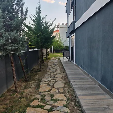Mali Garden Sidé